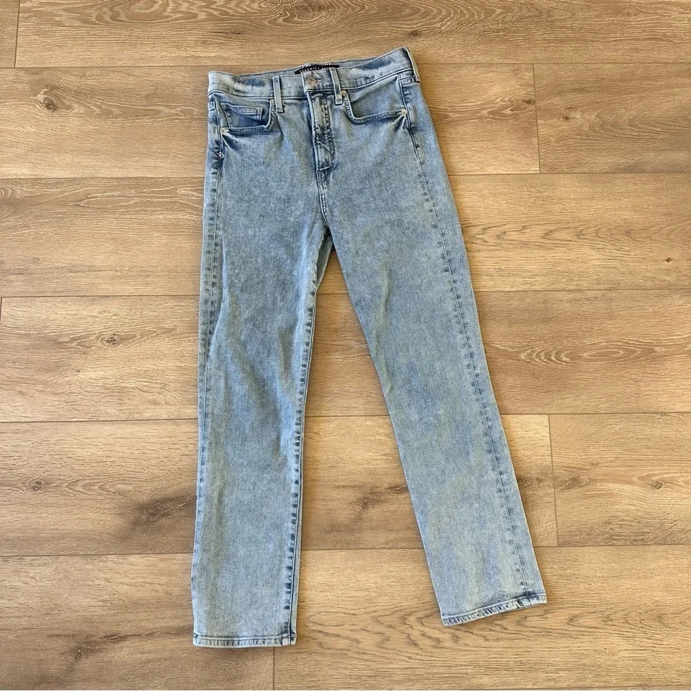 Veronica Beard Ryleigh High Rise Slim Straight Jeans in Vail Wash Sz 28